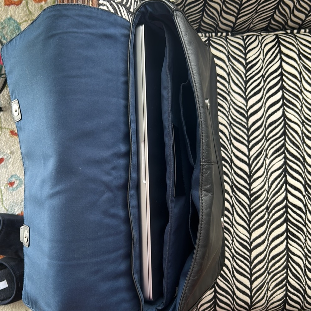 Leather Laptop Bag💼💻 - Picture 6 of 9